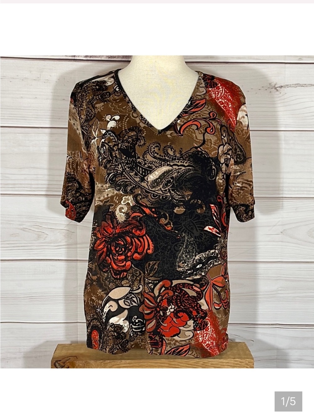 Chico's Brown Black Red Paisley Floral V-Neck Top
